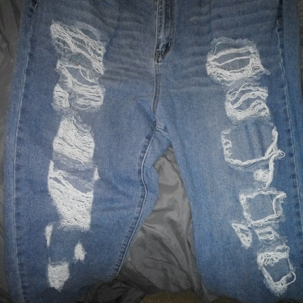 High waisted teased jeans forever 21+